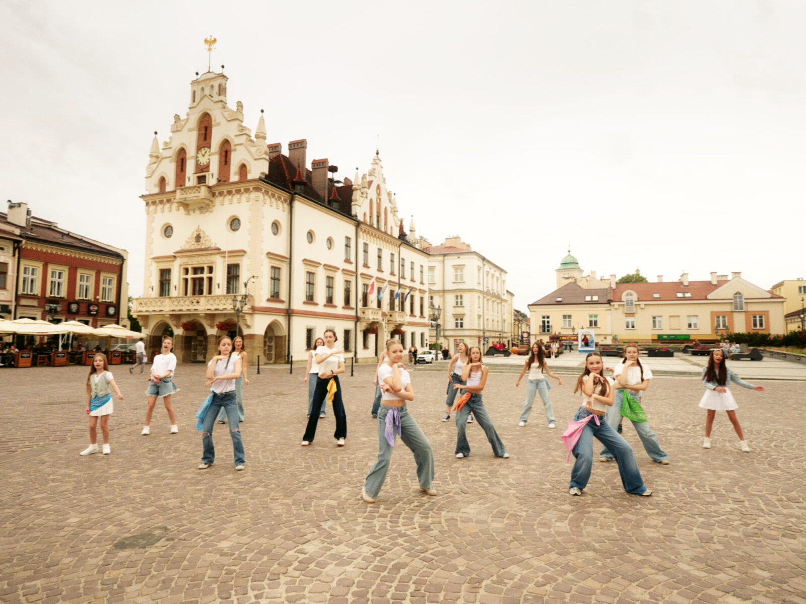 Teledysk Poza Mapą