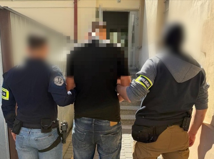 zatrzymany w rękach policji